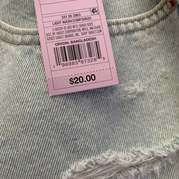 WILD FABLE Light Wash Distressed Super High Rise Cut Off‎ Shorts NWT - Picture 9 of 11